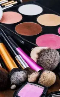 به فروشنده خانم نیازمندیم