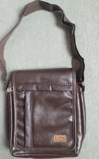 کیف رودوشی مردانه چرم