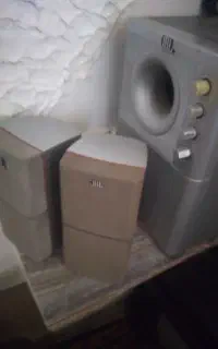 jBL اصلی و قدیمی