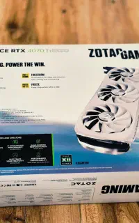 ZOTAC GAMING GEFORCE RTX 4070 TI SUPER TRINITY OC