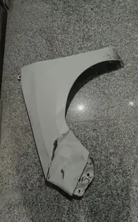 گلگیر اصلی ضربه خورده jac j4
