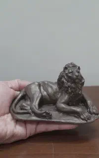 مجسمه برنز قو و برنز شیر مجسمه قلع و سرب جا خلالی