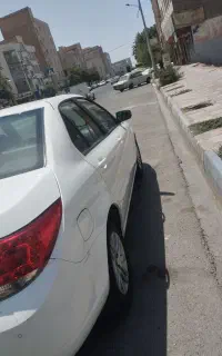 فروش یک دستگاه خودرو سواری دنا