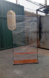 رگال لباس چوب فلز اینه استند لباس