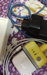 شارژر آیفون و ۲ عددسامسونگ ویتنام