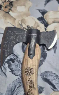 تبر گاد آو وار