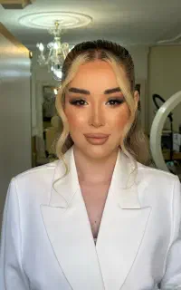 تخفیف ویژه میکاپ عروس وهمراه/شهرری