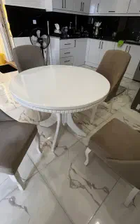 میز نهارخوری