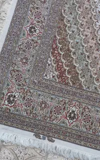 فرش دستبافت کرم ۳×۲