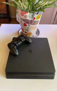 کنسول ps4 اسلیم ۱ ترا خراب چراغ آبی