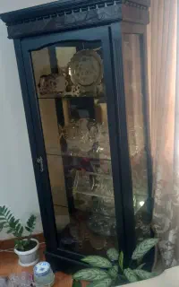 بوفه چوبی ..ویترین