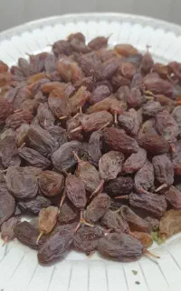 کشمش آفتابی تازه کیلو ۴۰۰هزارتومان