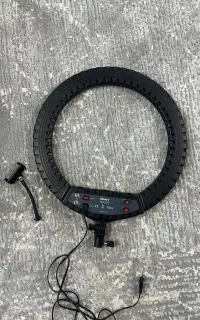 رینگ لایت کاملا نو