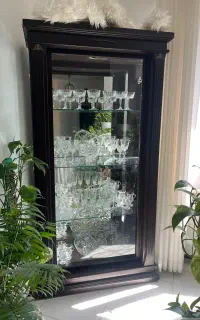 بوفه ویترین چوبی