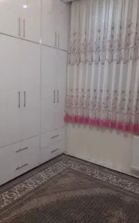 پرده  حریر مخمل  آبی رنگ
