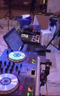 دیجی بانوان