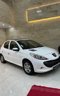 ۲۰۷ مدل ۱۴۰۱ ،سقف پانا