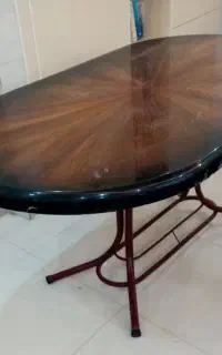 میز، ناهار خوری سالم و زیبا در حد نو