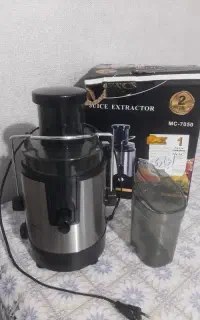 آبمیوه گیری مکس