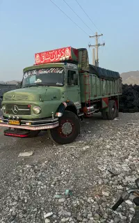 نیازمند به راننده بنز تک