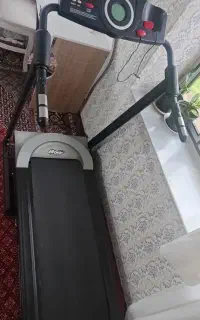 تردمیل کره ایاصل در حد نو