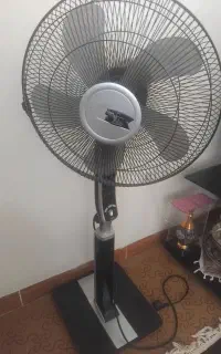 پنکه ایستاده با موتور عالی و پرقدرت