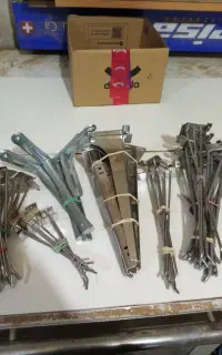 پایه(سیخ) رگال