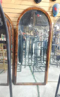 قاب آینه چوب روس درجه یک.