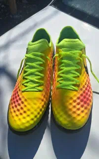 کفش سالن خارجی