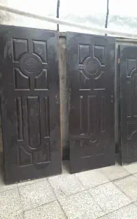 درب اتاق ۲عدد یکی درب حمام