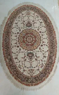 فرش بیضی