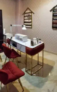 میز ناخن مخمل مدل طاوسی