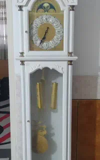 ساعت ایستاده  کاملا سالم ۵۰۰/۰۰۰