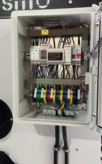 خدمات برق صنعتی و خانگی