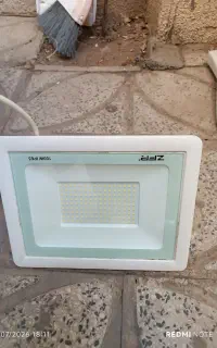 پروژکتور ۱۰۰وات ال ای دی
