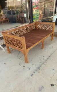 ساخت انواع سازه های چوبی ازقبیل تخت آلاچیق پرکولا
