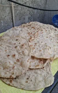 نان محلی خانگی خوشمزه