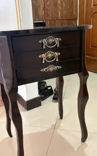 میز آباژور