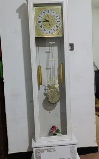 ساعت ایستاده سالم