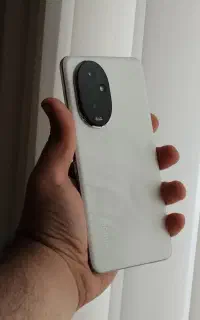 گوشی آنر ۲۰۰ رام ۱۲ حافظه ۵۱۲ گیگ مشابه اکبند