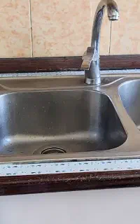 یک عدد سینک تو کار