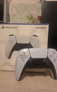 دسته ps5 اصلی نیاز به تعمیر جزئی