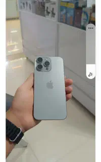 لردگان ...گوشی آیفون ۱۵pro maX