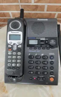 خط تلفن ثابت