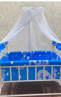 گهواره و تخت نوزادنونو تو کارتن اصلا استفاده نشده