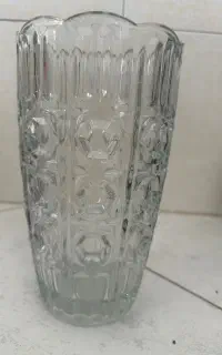 گلدان چک قدیمی