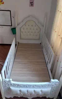 تخت و تشک