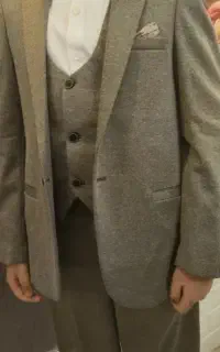 کت و شلوار و جلیقه و پیراهن و کفش