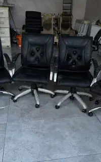 صندلی چرخ دار اداری درحد نو