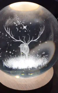 گوی شیشه ای 3D طرح گوزن